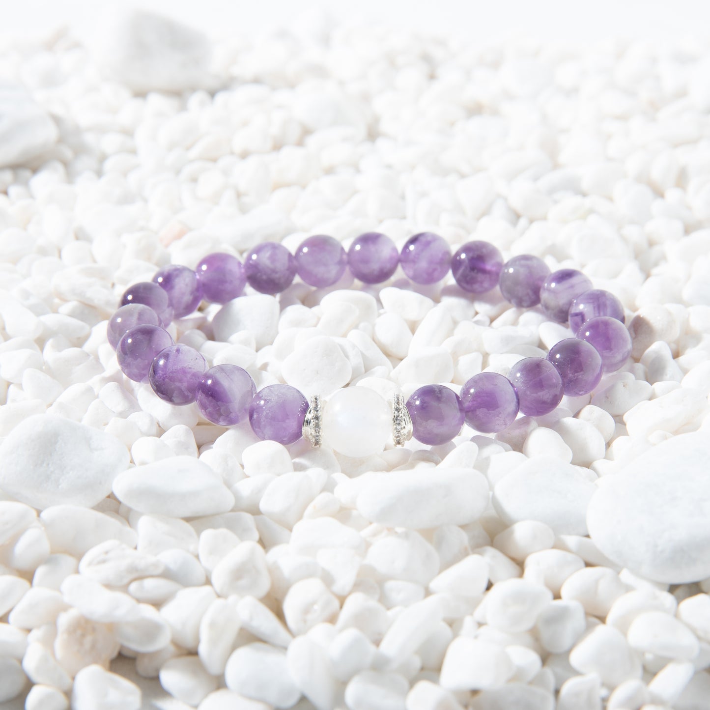 Amethyst bracelet, enhancing inspiration, relieving anxiety, and stimulating potential.